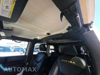 2015 Jeep Wrangler Unlimited Sahara - miniatura 11