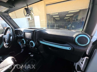 2015 Jeep Wrangler Unlimited Sahara - miniatura 19