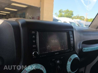 2015 Jeep Wrangler Unlimited Sahara - miniatura 22