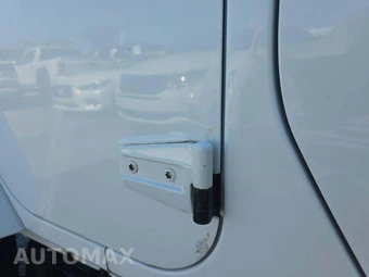 2015 Jeep Wrangler Unlimited Sahara - miniatura 27
