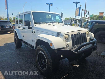 2015 Jeep Wrangler Unlimited Sahara - miniatura 4
