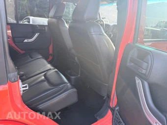 2015 Jeep Wrangler Unlimited Sahara - miniatura 16