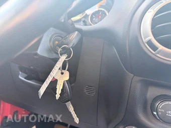 2015 Jeep Wrangler Unlimited Sahara - miniatura 25