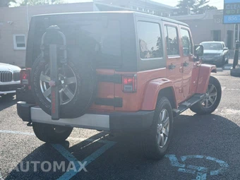 2015 Jeep Wrangler Unlimited Sahara - miniatura 6