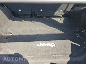 2015 Jeep Wrangler Unlimited Sport - miniatura 16