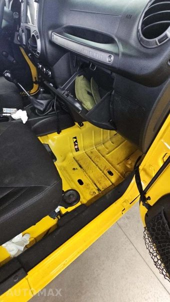 2015 Jeep Wrangler Unlimited Sport - miniatura 24