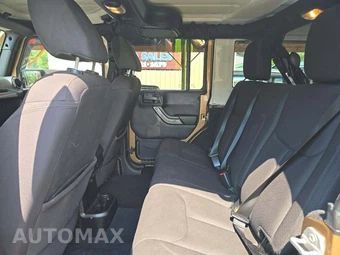 2015 Jeep Wrangler Unlimited Sport - miniatura 13