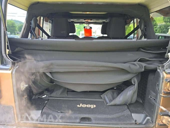 2015 Jeep Wrangler Unlimited Sport - miniatura 14