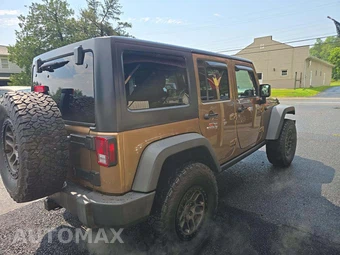 2015 Jeep Wrangler Unlimited Sport - miniatura 3