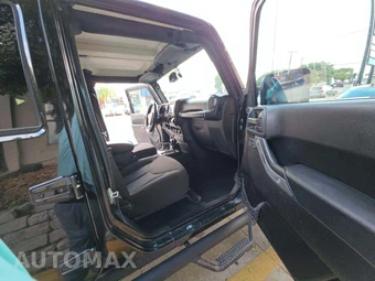 2015 Jeep Wrangler Unlimited Sport - miniatura 18