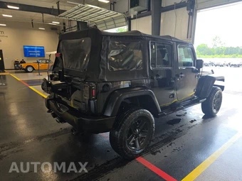 2015 Jeep Wrangler Unlimited Sport - miniatura 4