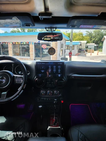 2015 Jeep Wrangler Unlimited Sport - miniatura 11