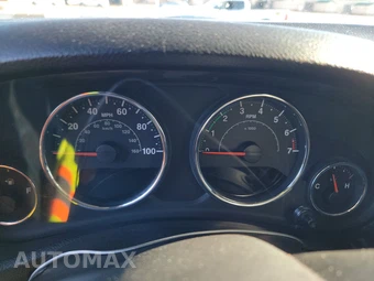 2015 Jeep Wrangler Unlimited Sport - miniatura 12
