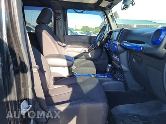2015 Jeep Wrangler Unlimited Sport - miniatura 8