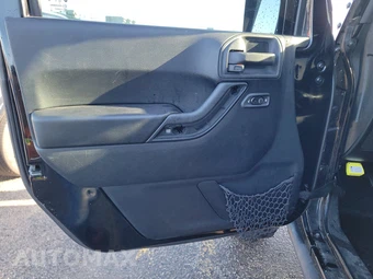 2015 Jeep Wrangler Unlimited Sport - miniatura 9