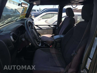 2015 Jeep Wrangler Unlimited Sport - miniatura 6