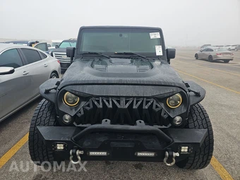 2015 Jeep Wrangler Unlimited Sport - miniatura 2