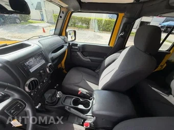2015 Jeep Wrangler Unlimited Sport - miniatura 13