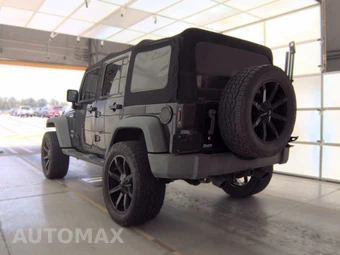 2015 Jeep Wrangler Unlimited Sport - miniatura 6