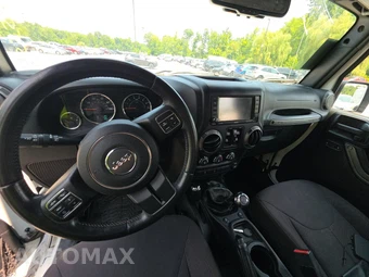 2015 Jeep Wrangler Unlimited Sport - miniatura 11