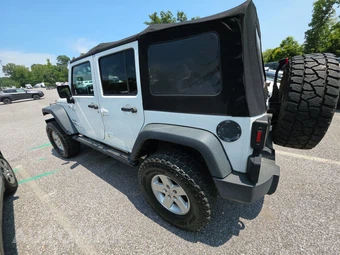 2015 Jeep Wrangler Unlimited Sport - miniatura 6
