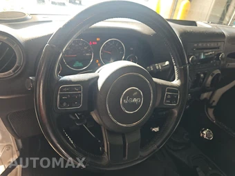 2015 Jeep Wrangler Unlimited Sport - miniatura 10