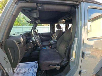 2015 Jeep Wrangler Unlimited Sport - miniatura 6