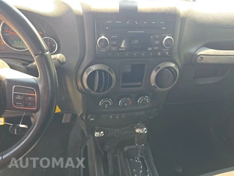 2015 Jeep Wrangler Unlimited Sport - miniatura 11