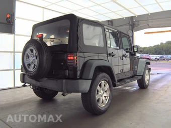 2015 Jeep Wrangler Unlimited Sport - miniatura 4