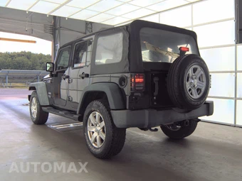 2015 Jeep Wrangler Unlimited Sport - miniatura 6