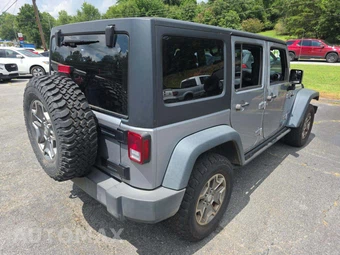 2015 Jeep Wrangler Unlimited Sport - miniatura 3