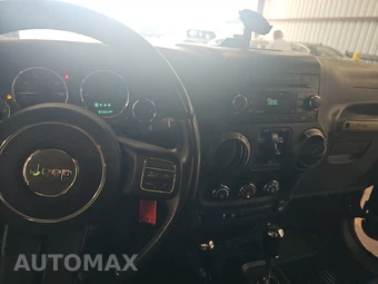2015 Jeep Wrangler Unlimited Sport - miniatura 11