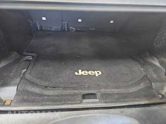 2015 Jeep Wrangler Unlimited Sport - miniatura 16