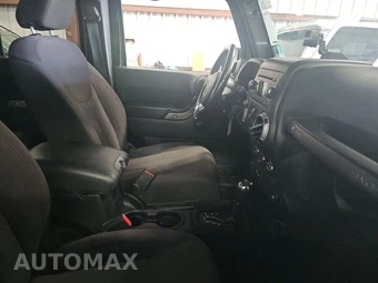 2015 Jeep Wrangler Unlimited Sport - miniatura 8