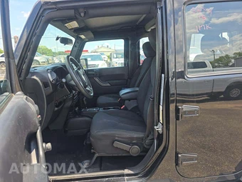 2015 Jeep Wrangler Unlimited Sport - miniatura 3