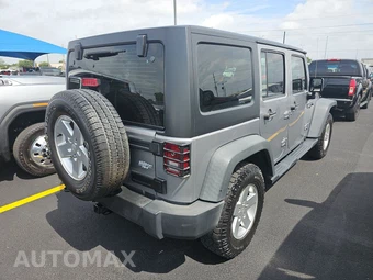 2015 Jeep Wrangler Unlimited Sport - miniatura 4