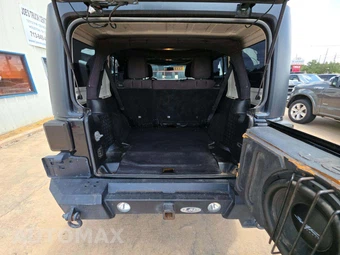2015 Jeep Wrangler Unlimited Sport - miniatura 11