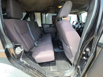 2015 Jeep Wrangler Unlimited Sport - miniatura 13