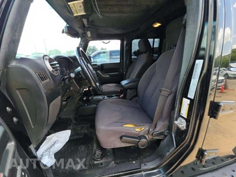 2015 Jeep Wrangler Unlimited Sport - miniatura 3