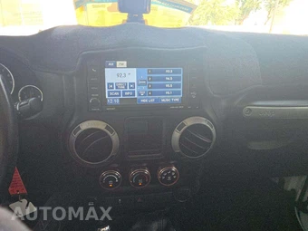 2015 Jeep Wrangler Unlimited Sport - miniatura 10