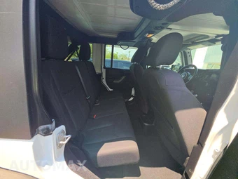 2015 Jeep Wrangler Unlimited Sport - miniatura 16