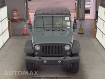 2015 Jeep Wrangler Unlimited Sport - miniatura 2