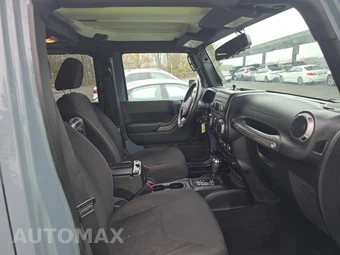 2015 Jeep Wrangler Unlimited Sport - miniatura 8