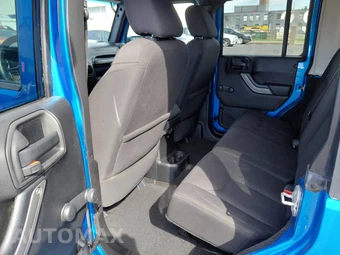 2015 Jeep Wrangler Unlimited Sport - miniatura 10