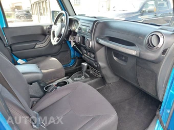 2015 Jeep Wrangler Unlimited Sport - miniatura 7