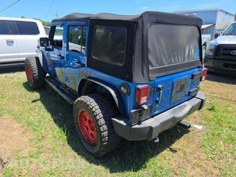 2015 Jeep Wrangler Unlimited Sport - miniatura 2