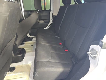 2015 Jeep Wrangler Unlimited Sport - miniatura 13