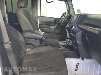 2015 Jeep Wrangler Unlimited Sport - miniatura 8