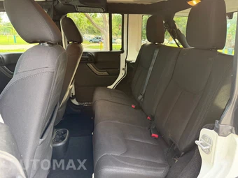 2015 Jeep Wrangler Unlimited Sport - miniatura 14