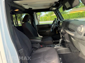 2015 Jeep Wrangler Unlimited Sport - miniatura 17